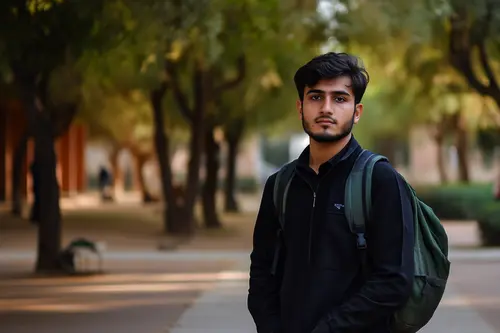 Hassan Khan